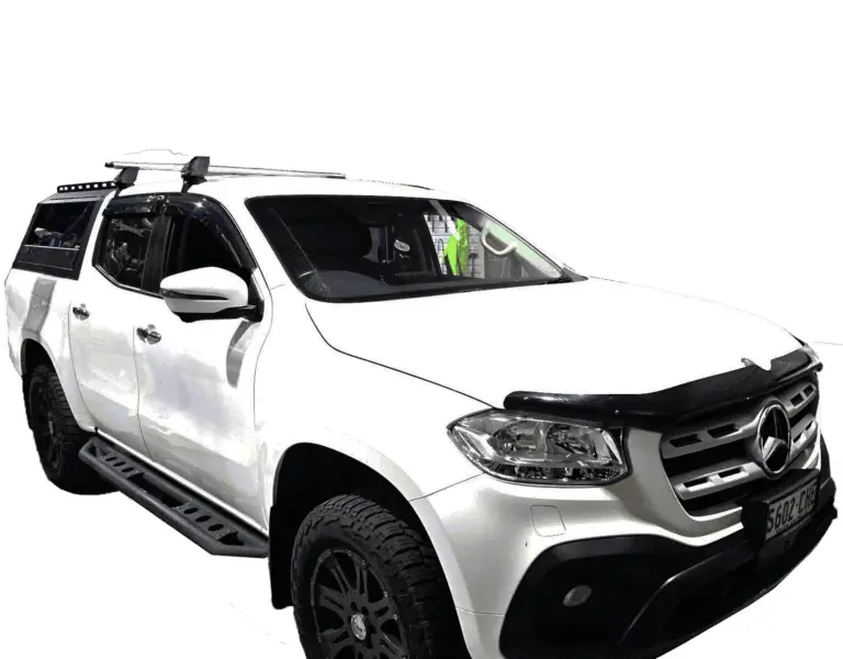 Solid-side-glass-tub-canopy-for-mercedes-benz-ARMORMAN4X4-3-768x600.webp