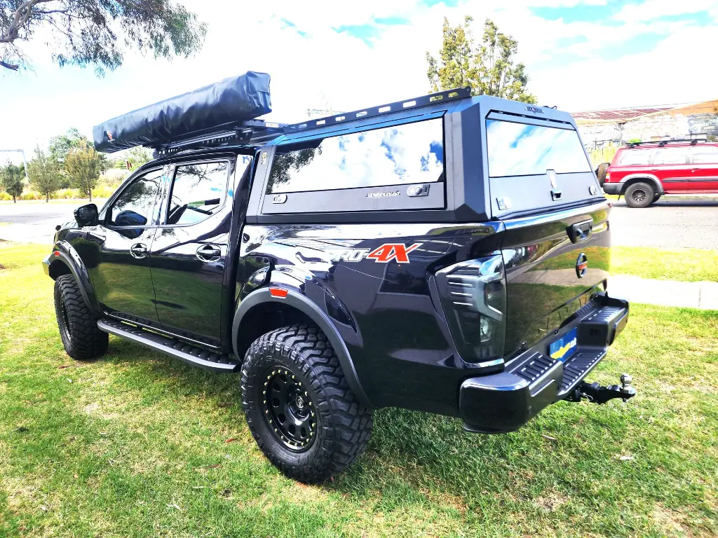 ARMORMAN 4X4-SOLID SIDE CANOPY-NP300 (23).webp