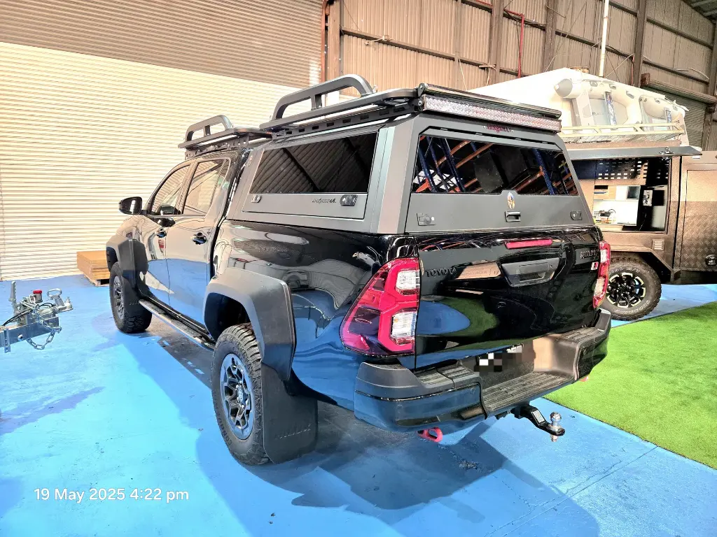 hilux canopy - armorman 4x4  (44).webp