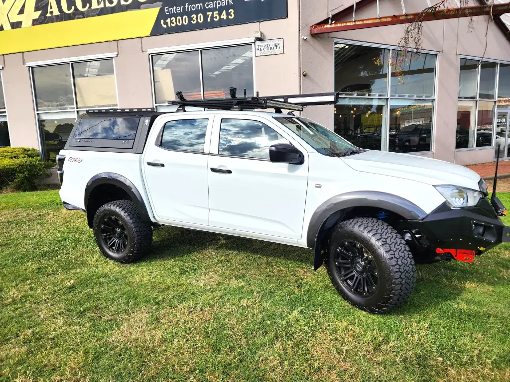 d-max canopy- armorman 4x4 (23).webp