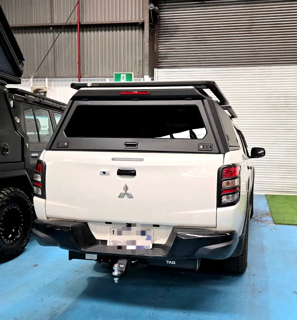 SOLID SIDE CANOPY- MQMR (12).webp