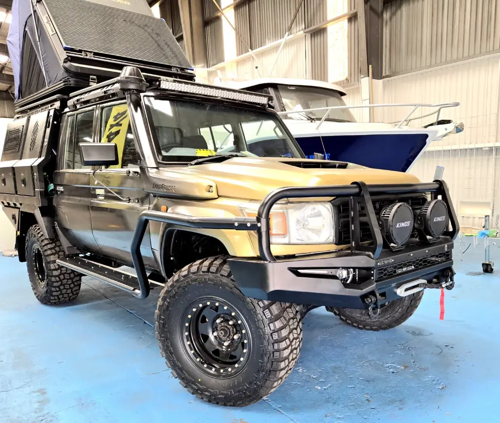 ARMORMAN4X4-BUSHMASTR BULLBAR-LC 79 (16).webp