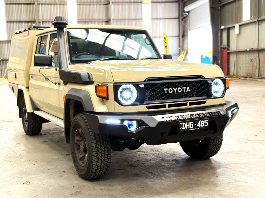 ARMORMAN4X4-ROADMASTER- NOLOOP BULLBAR-LC79SER (7).webp