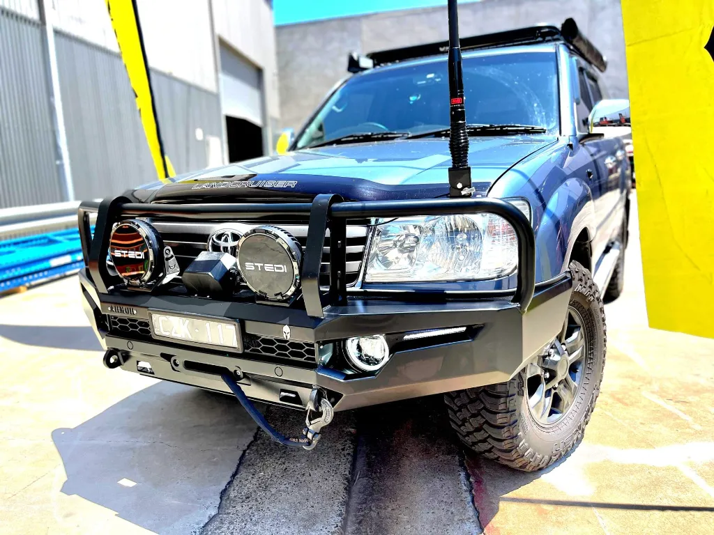 ARMORMAN4X4-BUSHMASTER BULLBAR-LC 100SER (1).webp