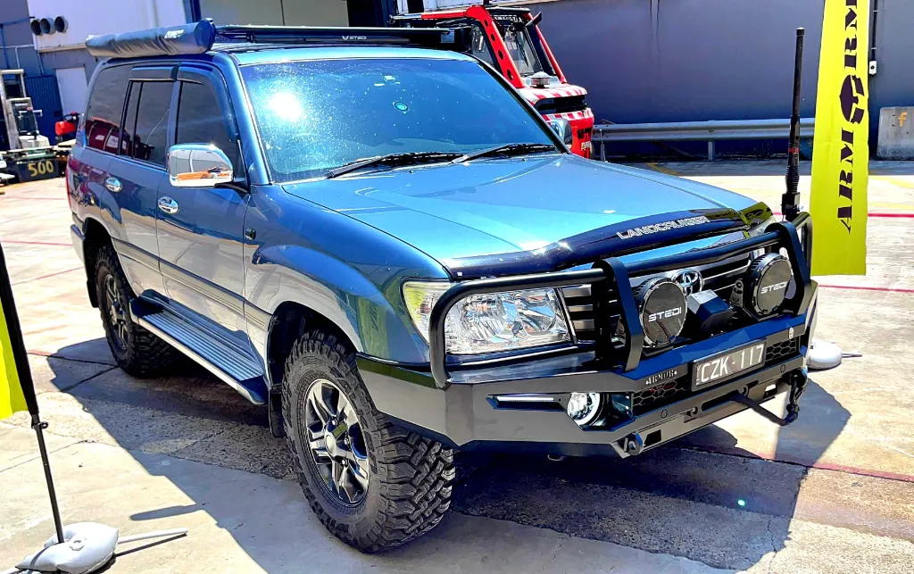 ARMORMAN4X4-BUSHMASTER BULLBAR-LC 100SER (19).webp