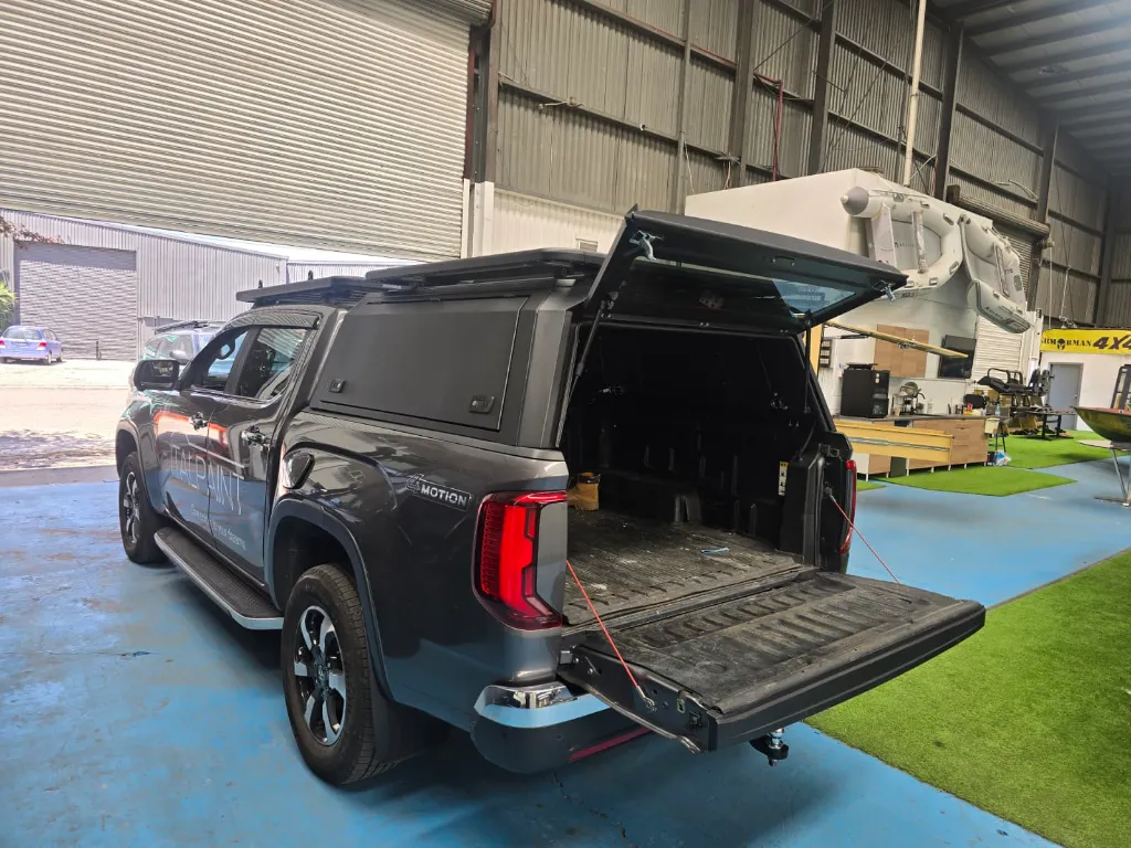 SOLID SID TUB CANOPY- AMAROK (1).webp