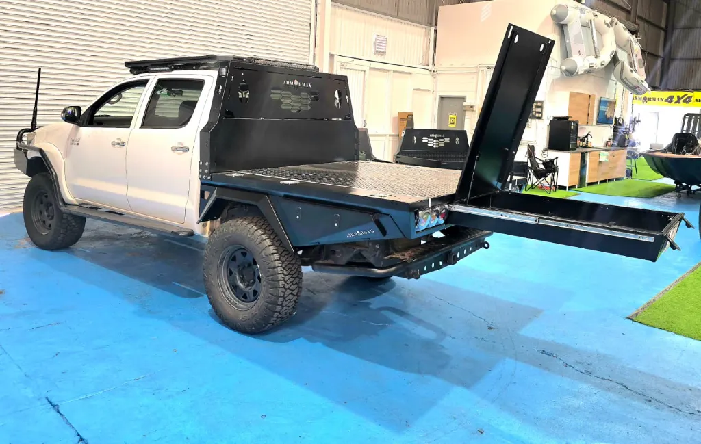 ARMORMAN 4X4- BUSHRANGER- COMBO TRAY CANOPY (60).webp