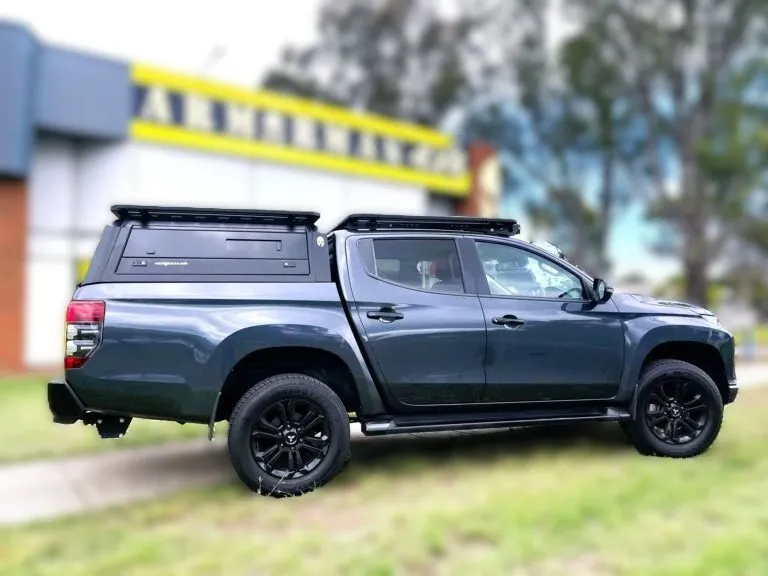Solid-side-glass-tub-canopy-for-Triton-MQMR-ARMORMAN4X4-768x576.webp