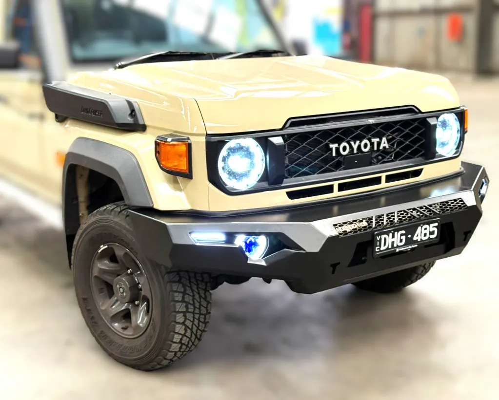 ARMORMAN4X4-ROADMASTER- NOLOOP BULLBAR-LC79SER (6).webp