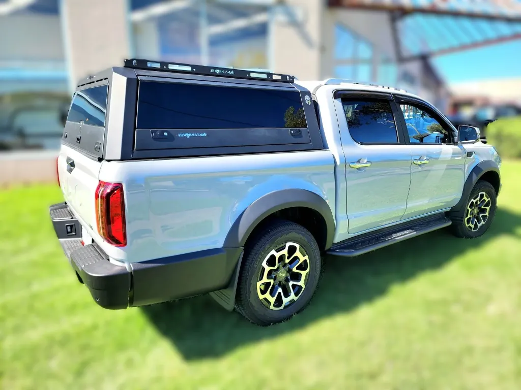 ARMORMAN4X4-SOLID SIDE GLASS TUB CANOPY -JAC T9 (15).webp