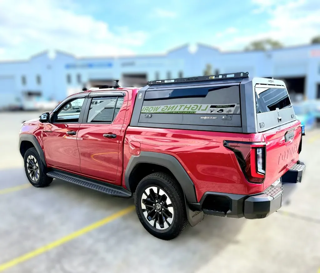 ARMORMAN 4X4-SOLIDE SIDE GLASS TUB CANOPY HILUX (31).webp