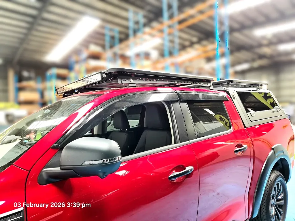 ARMORMAN4X4-SOLID SID GLASS TUBCANOPY-GWM..webp