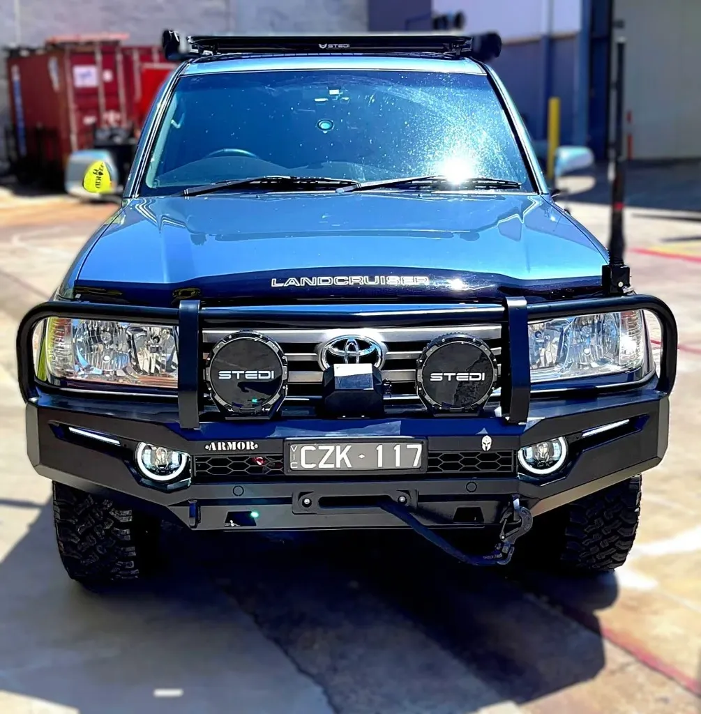 ARMORMAN4X4-BUSHMASTER BULLBAR-LC 100SER (23) copy.webp