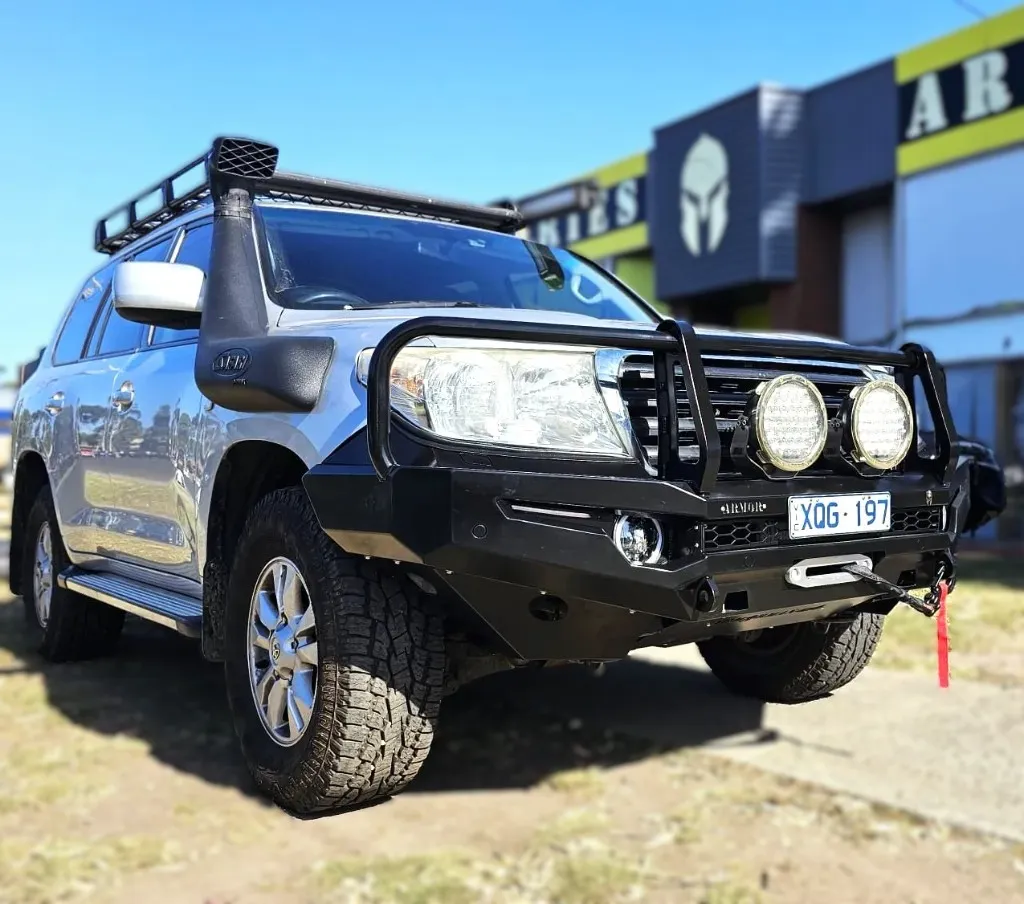 ARMORMAN4X4- BUSHMASTER BULLBAR- LC 200 (4) copy.webp