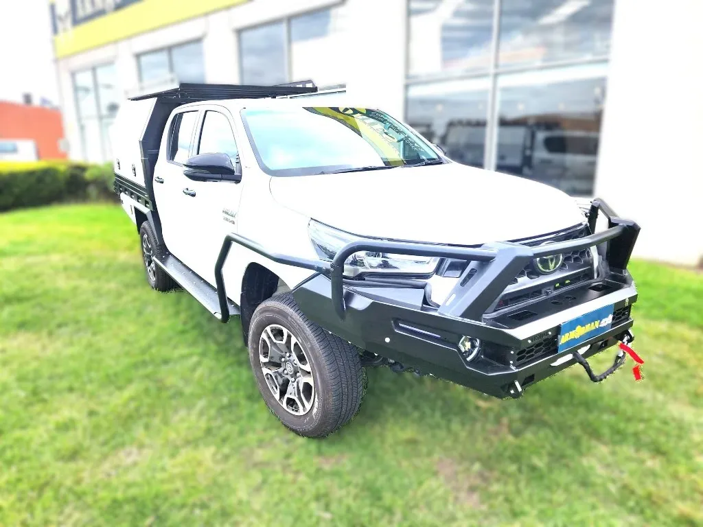 ARMORMAN4X4-BUSHMASTER BULLBAR HILUX 23ON (8)copy.webp