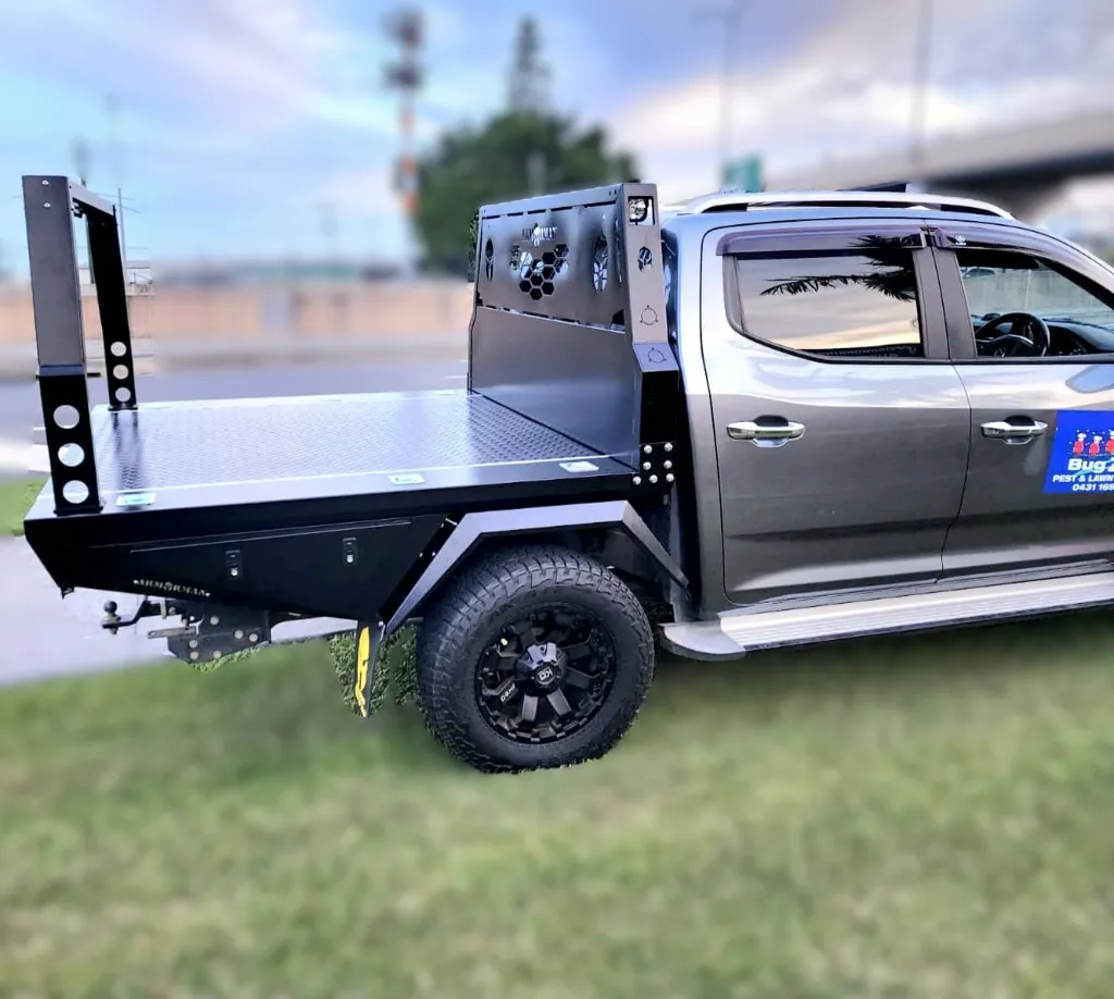 ARMORMAN 4X4-SUAL CAB UTE  TRAY-LDV (2).webp