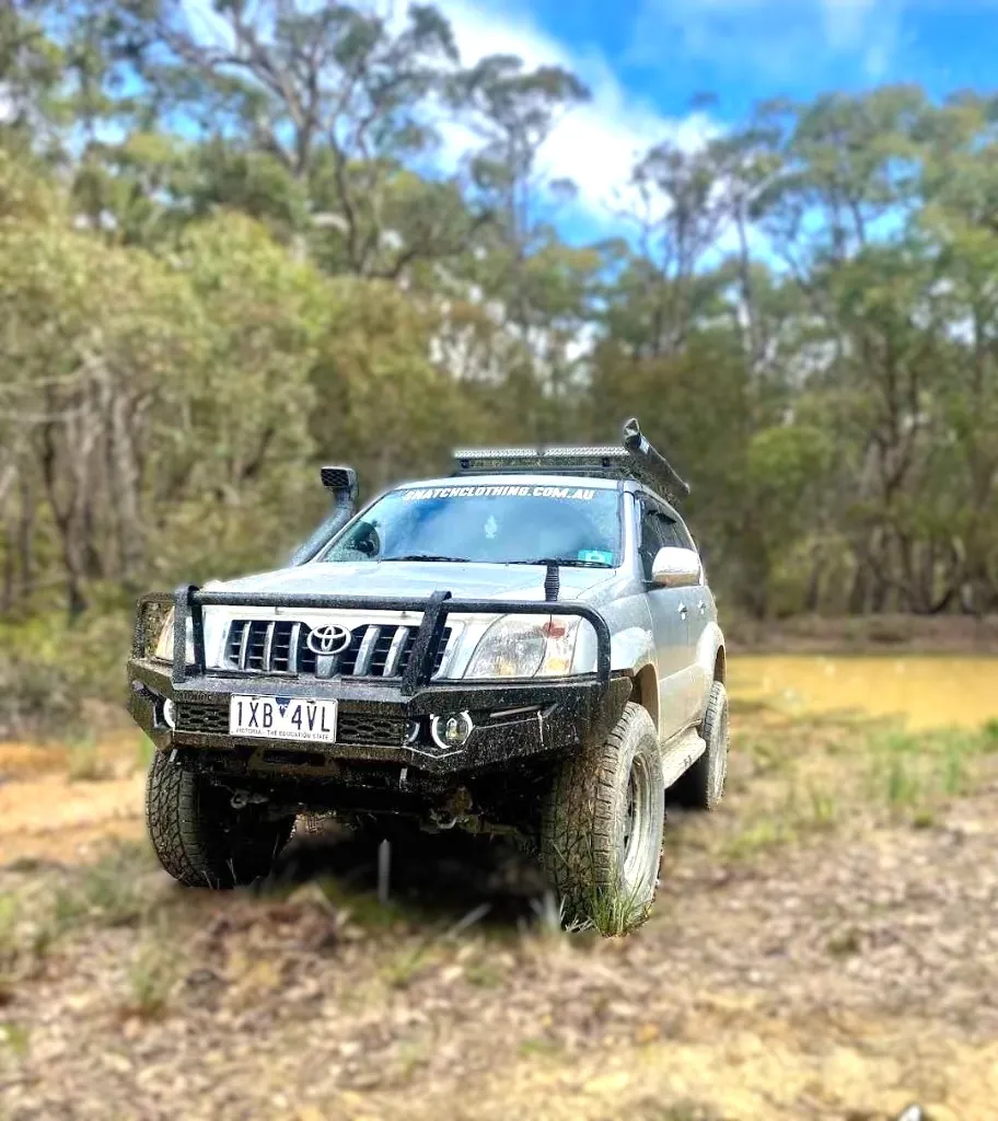 PRADO 120 - BUSHMASTER BULL BAR3 copy.webp