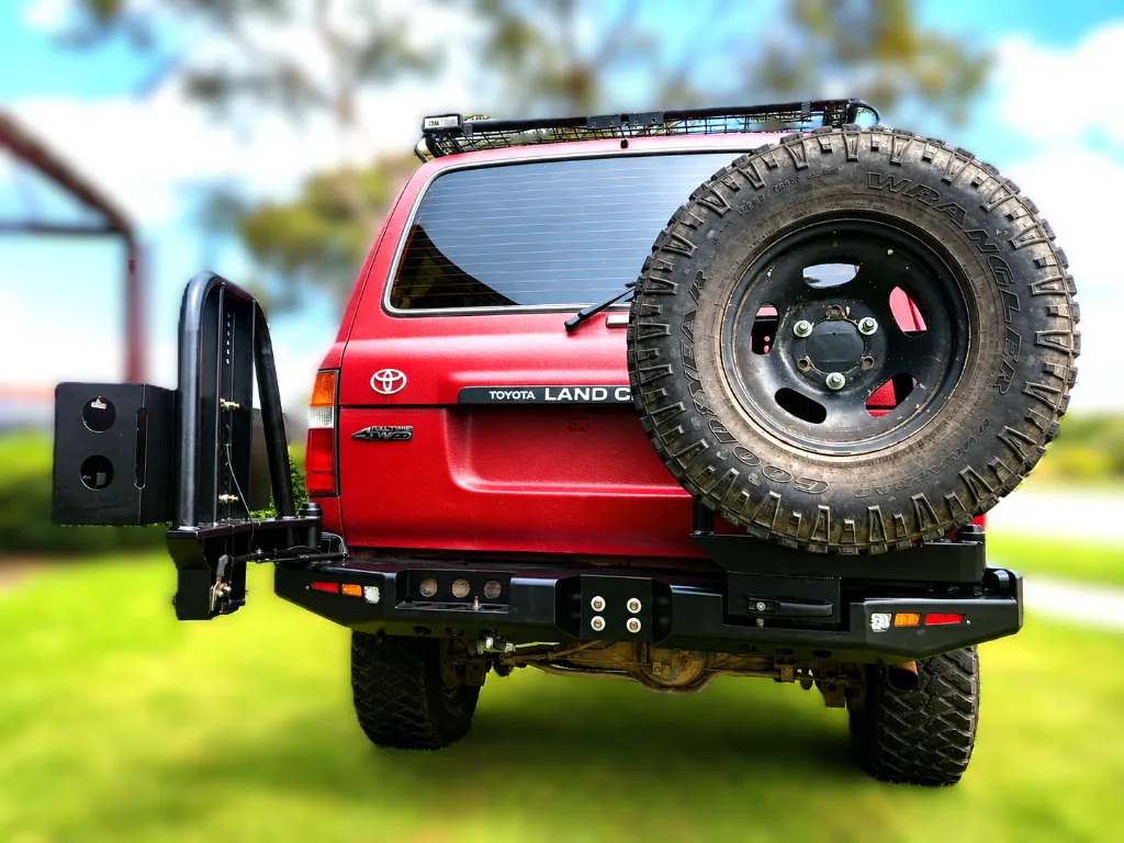 4ARMORMAN4X4- RCB BUSHMASTER-LC80SER 4.webp