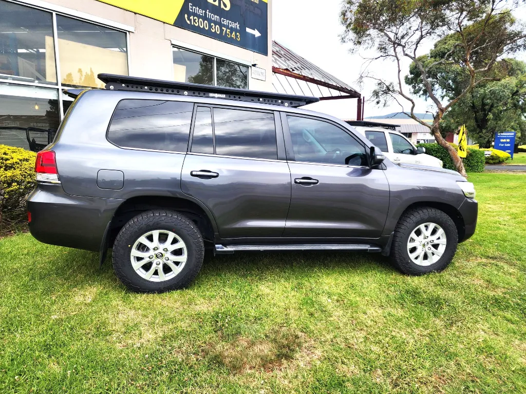 ALUMINIUM ROOF RACK-LC200- ARMORMAN4X4 (9).webp