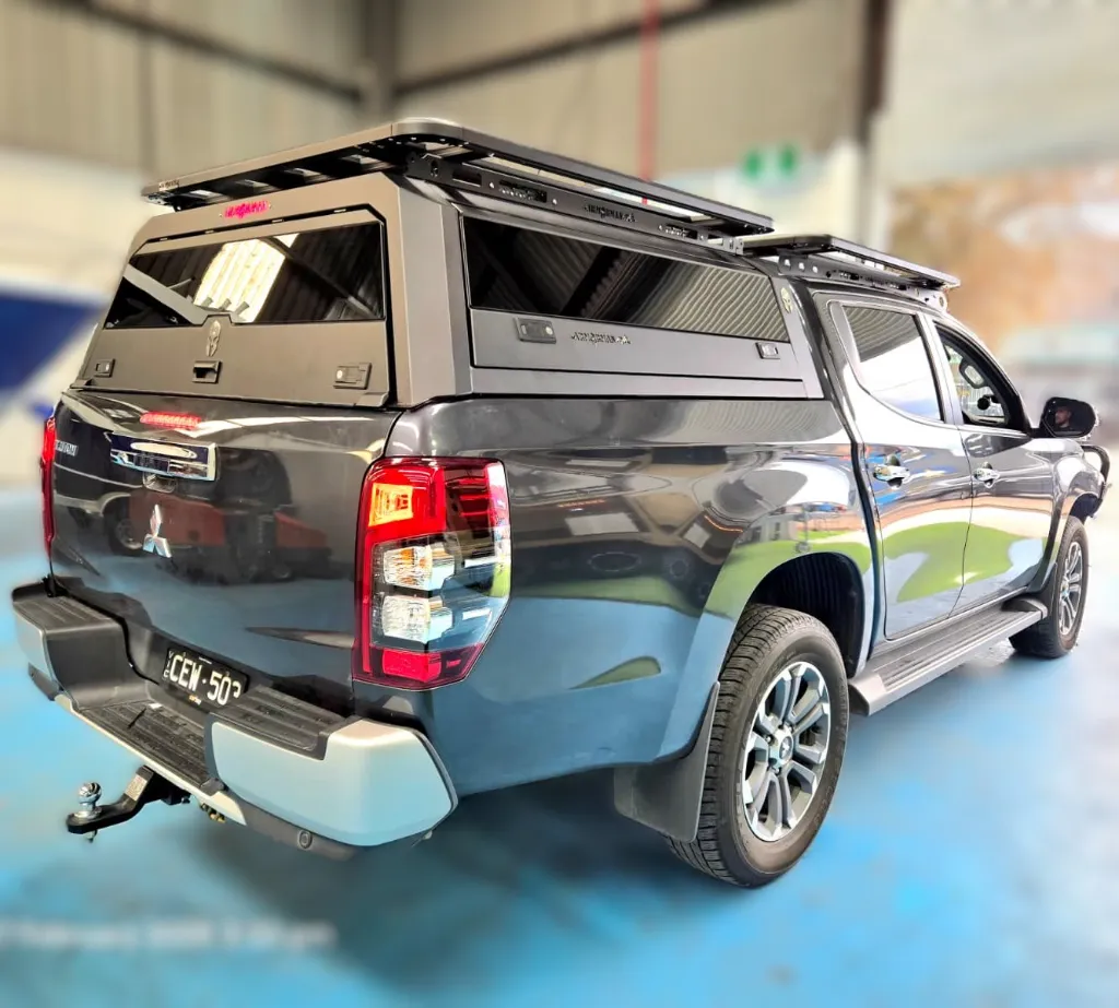 SOLID SIDE GLASS TUB CANOPY- MQ MR- ARMORMAN4X4 (1).webp