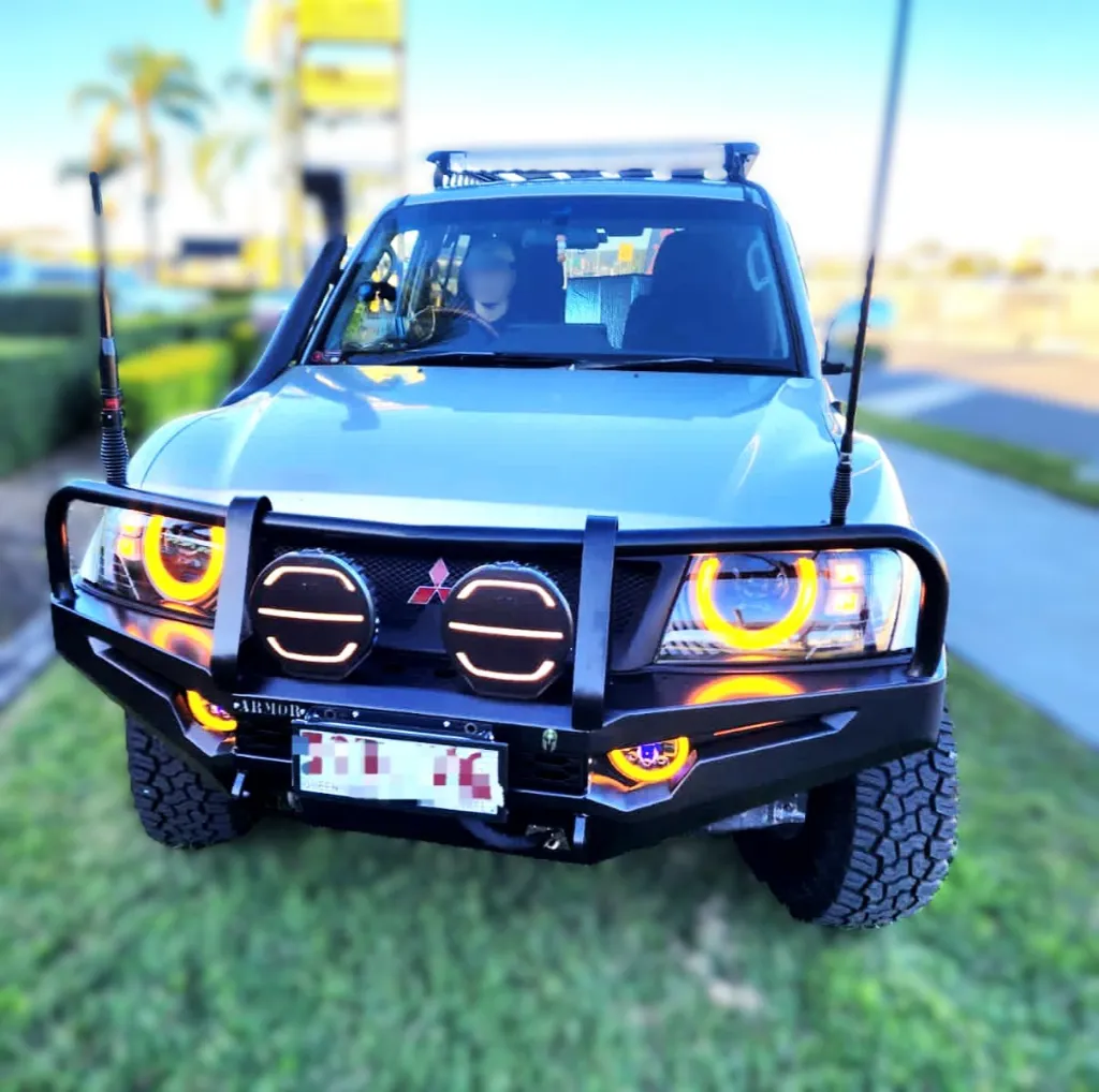 BUSHMASTER BULLBAR- PAJERP 2000-2005- ARMORMAN4X4 (7).webp