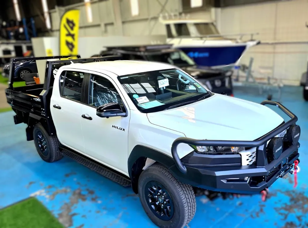 Bull bar for Hilux N90 -2026 (8).webp