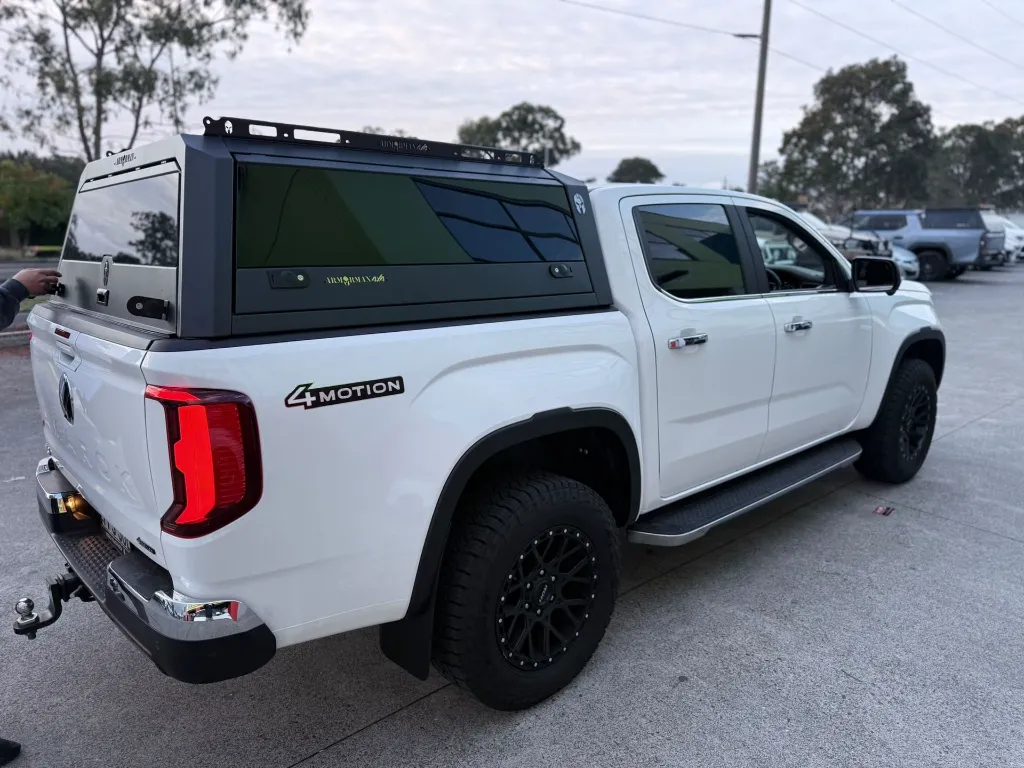 SOLID SIDE TUB CANOPY- AMAROK-ARMORMAN4X4 (11).webp
