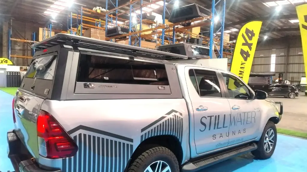 SLIDING SIDE WINDOW TUB CANOPY-HILUX SR5