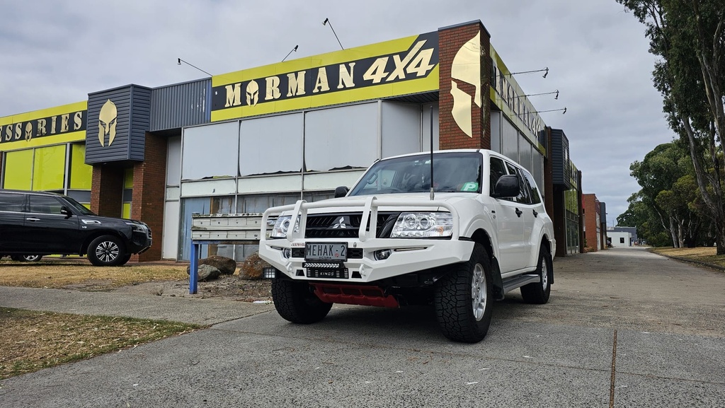 BULL BAR FOR MITSUBISHI  PAJERO,  Bushmaster Bull Bar- Durable 4x4 Off-Road Protection