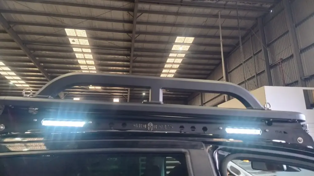 ROOF RACK WORK LIGHT