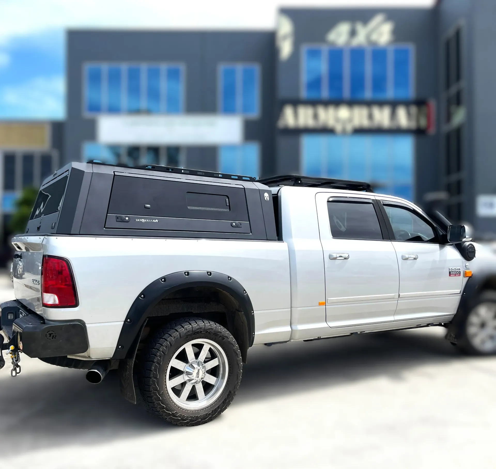 [AM-STUC-SSW-RAMLT] RAM 1500 / Ford F-250 (6.4ft Long Tub) Canopy – Sliding Side Window Tub Canopy