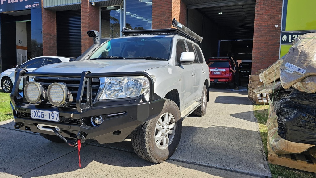 BUSHMASTER BULL BAR-LC200