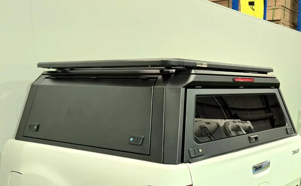 SOLID SIDE ALUMINIUM TUB CANOPY FOR DMAX