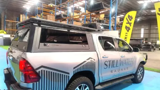 [AM-STUC-SSW-HLSR5] SLIDING SIDE WINDOW TUB CANOPY-HILUX SR5